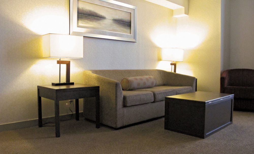 Aava Whistler Hotel Екстер'єр фото